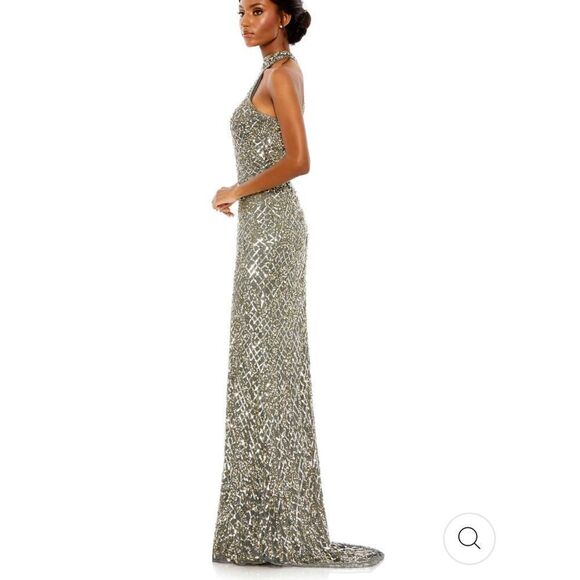 NWT Mac Duggal SEQUIN HALTER OPEN BACK GOWN gold / black Size 6 - Picture 5 of 7